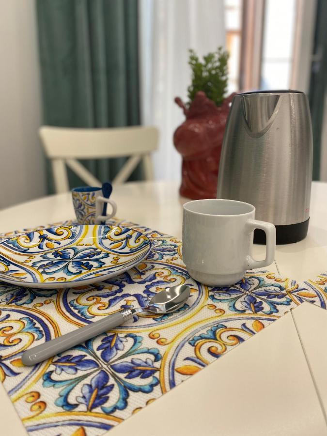 Apartament La Lumaca Kalsa Palermo Buitenkant foto