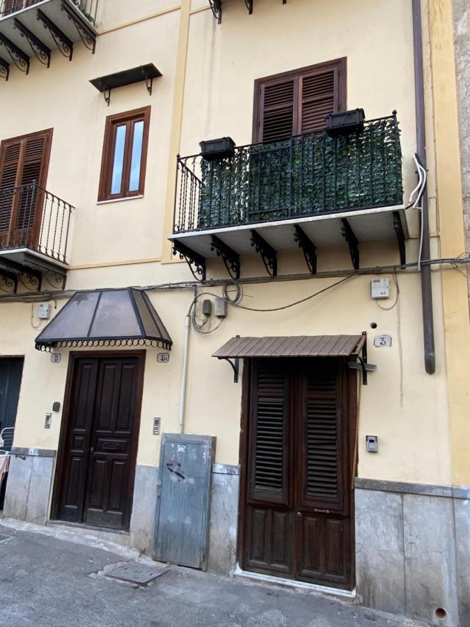 Apartament La Lumaca Kalsa Palermo Buitenkant foto