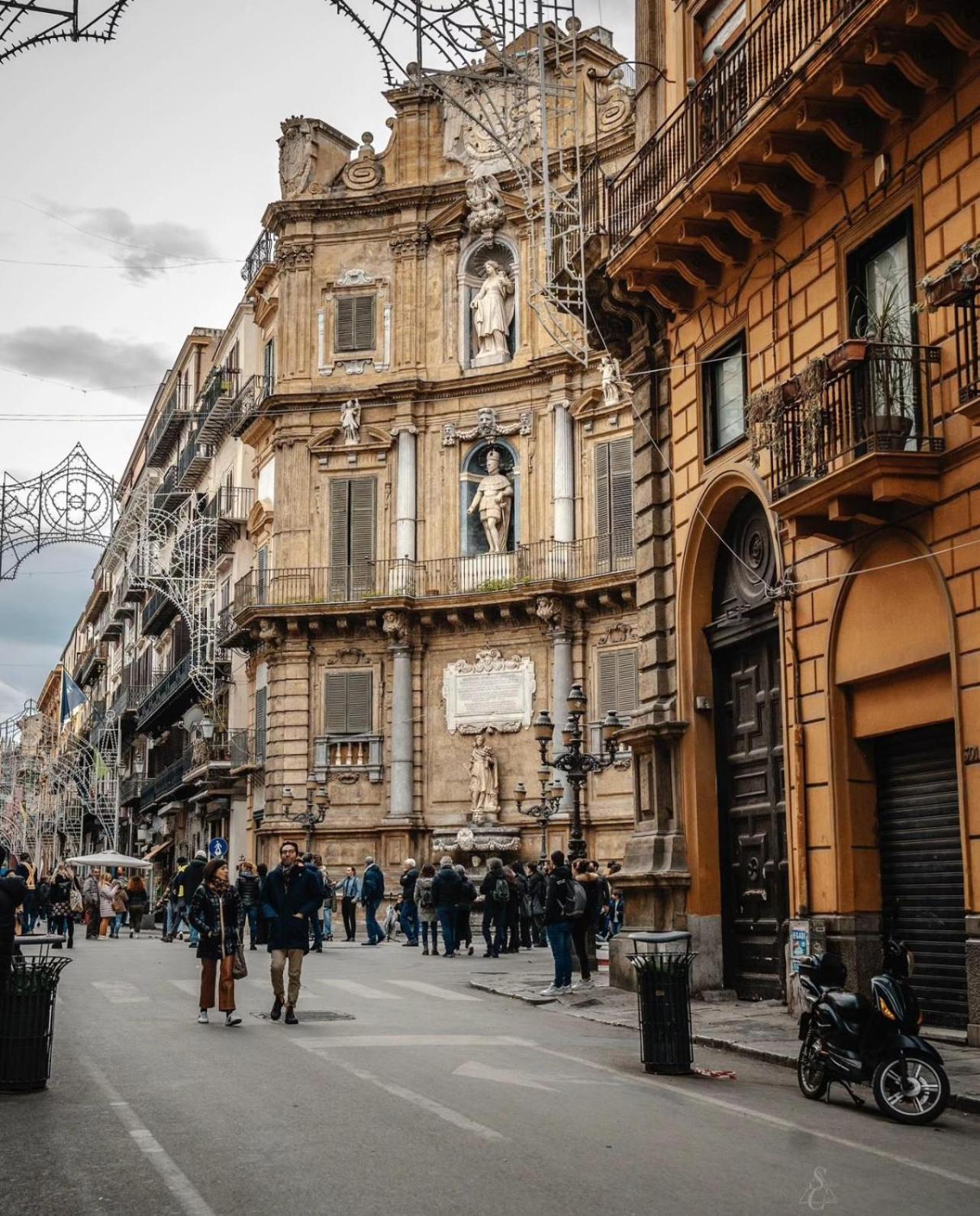 Apartament La Lumaca Kalsa Palermo Buitenkant foto
